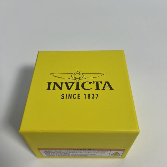 New Women’s Invicta Gold Mesh Bracelet Watch – Sleek, Minimal & Timeless main image 6